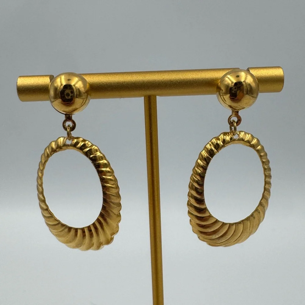 Vintage Gold Tone‎ Ribbed Oval Drop Dangle Earrings Statement Retro